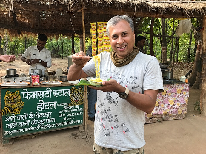 Sudhir eating Maggie